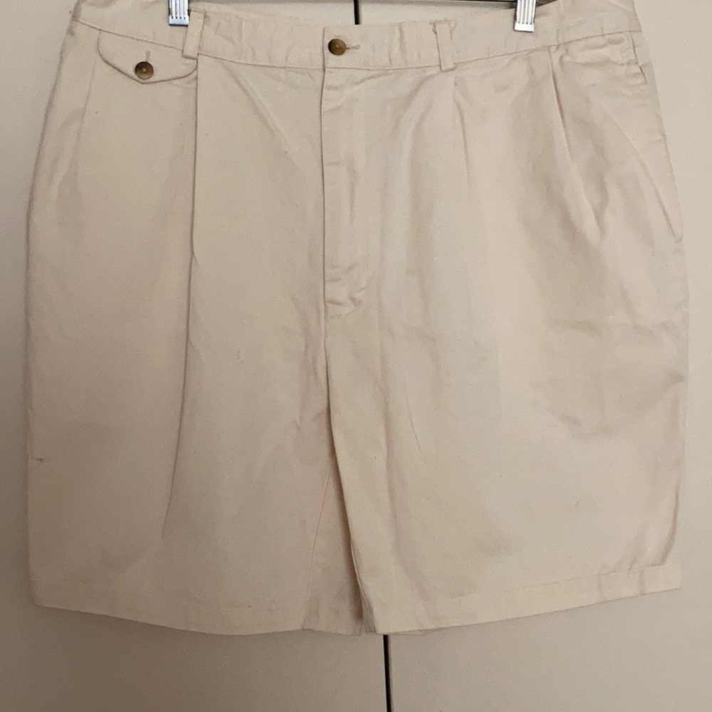 Shorts Nautica offer a relaxed look Size 36-38